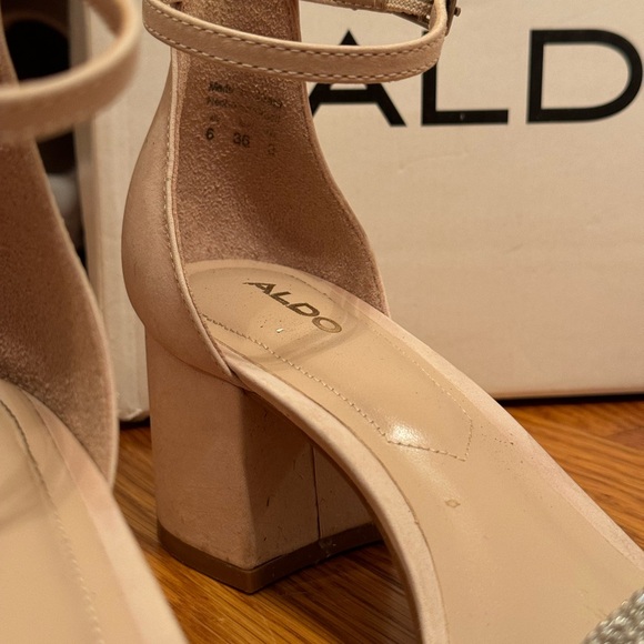 Aldo Gladoniel Heels, Size 6 - Picture 2 of 6